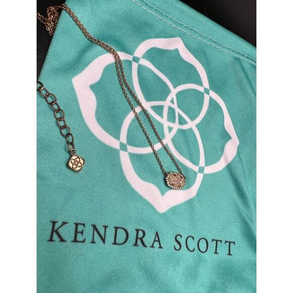 Kendra Scott Elisa Necklace - Picture 4 of 6